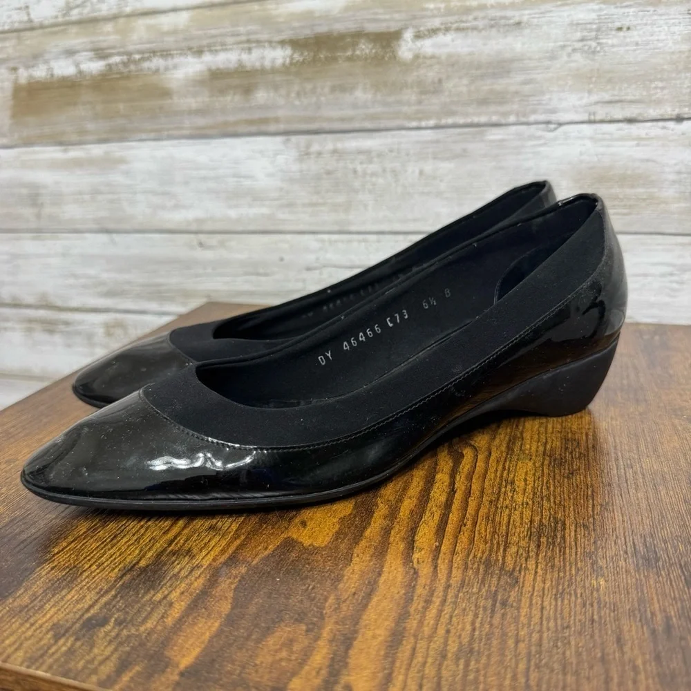 Salvatore Ferragamo Black Wedge Flats Shoes Women’s Size 6.5 B Patent Leather